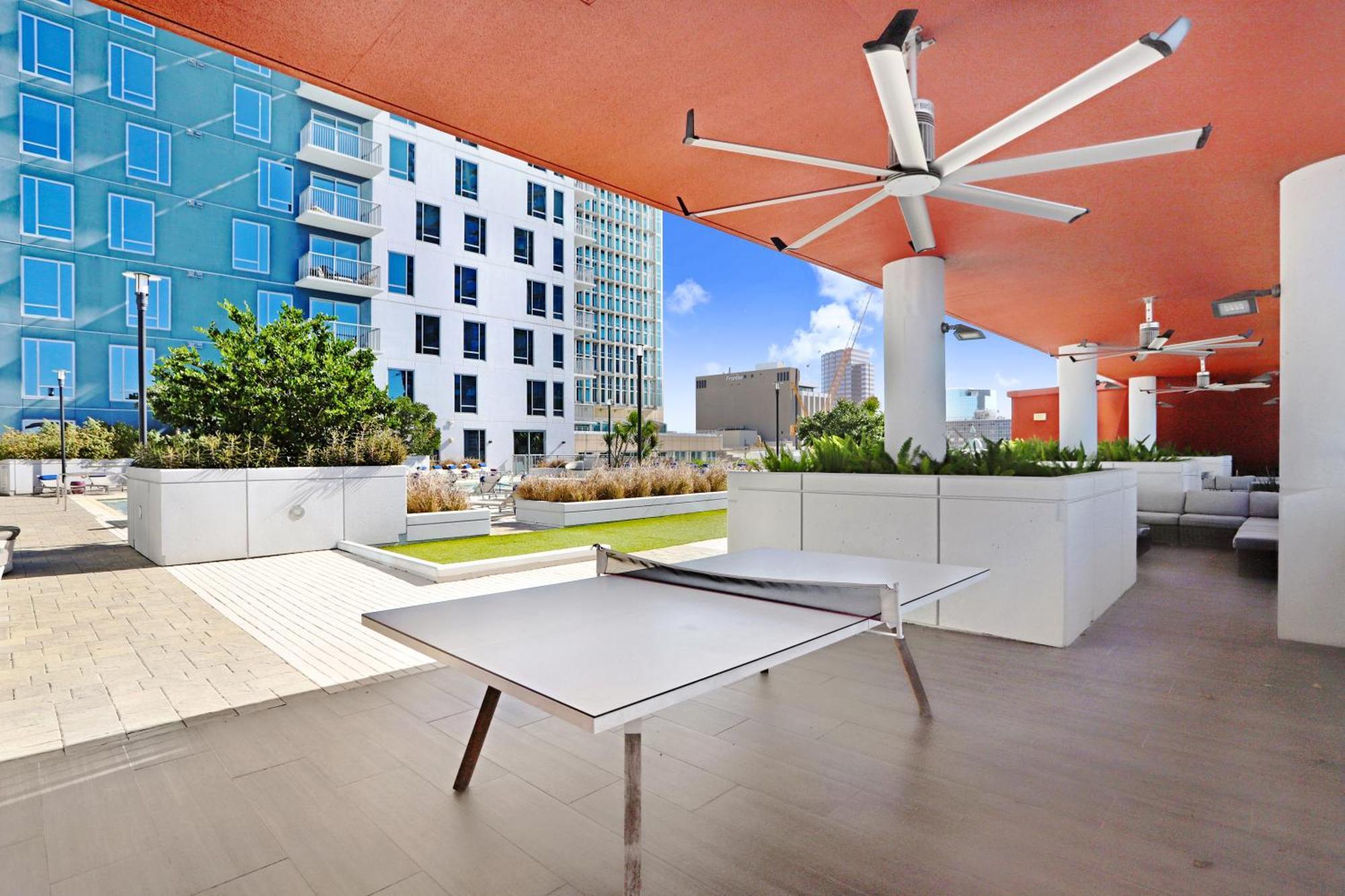 Downtown Tampa Gem 1-Bd W/Pool, Gym, & Sky Lounge Apartment ภายนอก รูปภาพ