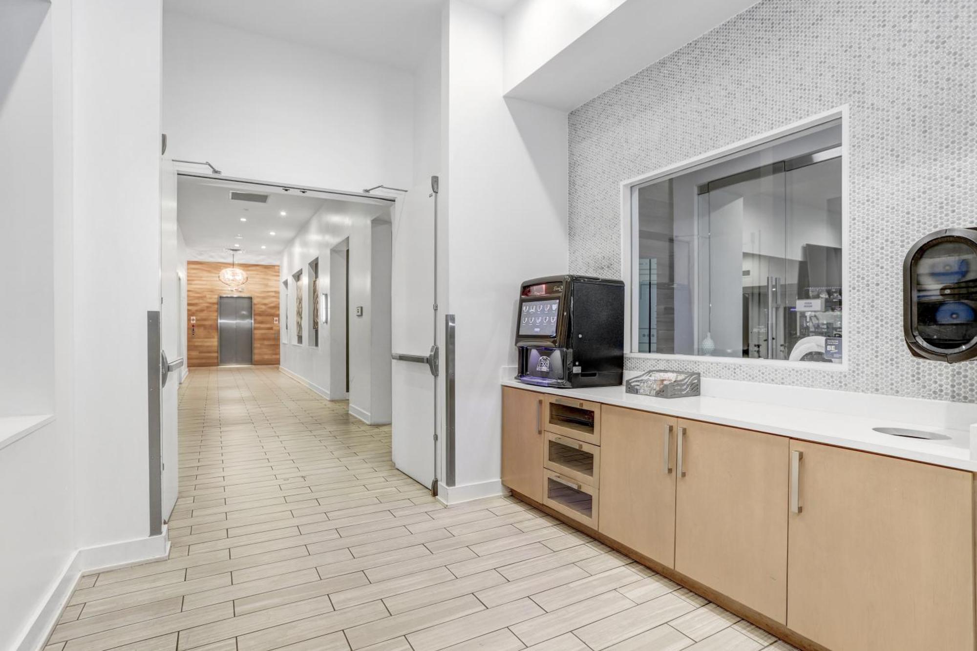 Downtown Tampa Gem 1-Bd W/Pool, Gym, & Sky Lounge Apartment ภายนอก รูปภาพ